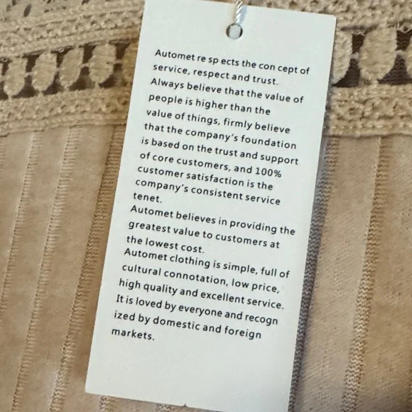 Elegant Beige Long Sleeve Women's Top - Picture 4 of 8